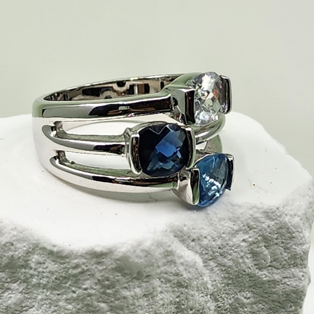 Lia Sophia Blue Clear Glass Three Stone Silver Tone Split Shank Statement Ring 9